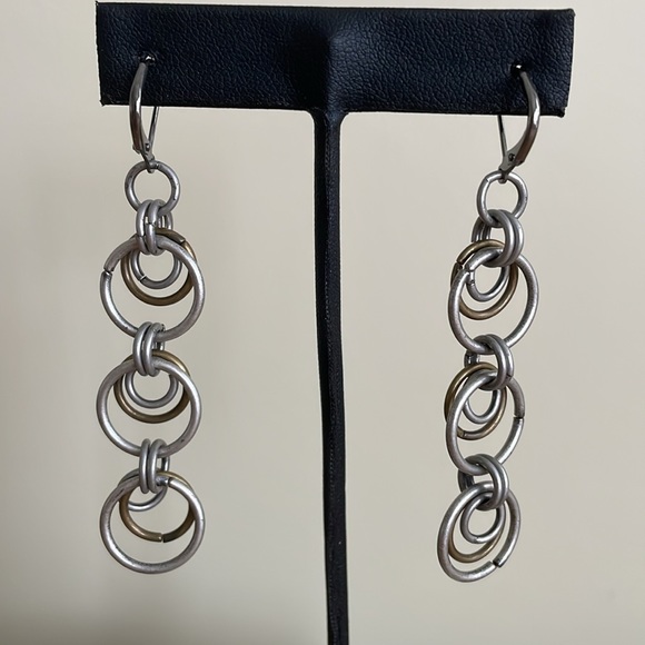 HAND CRAFTED EARRINGS HOOP BRASS GUNMETAL PIERCED - Picture 3 of 12